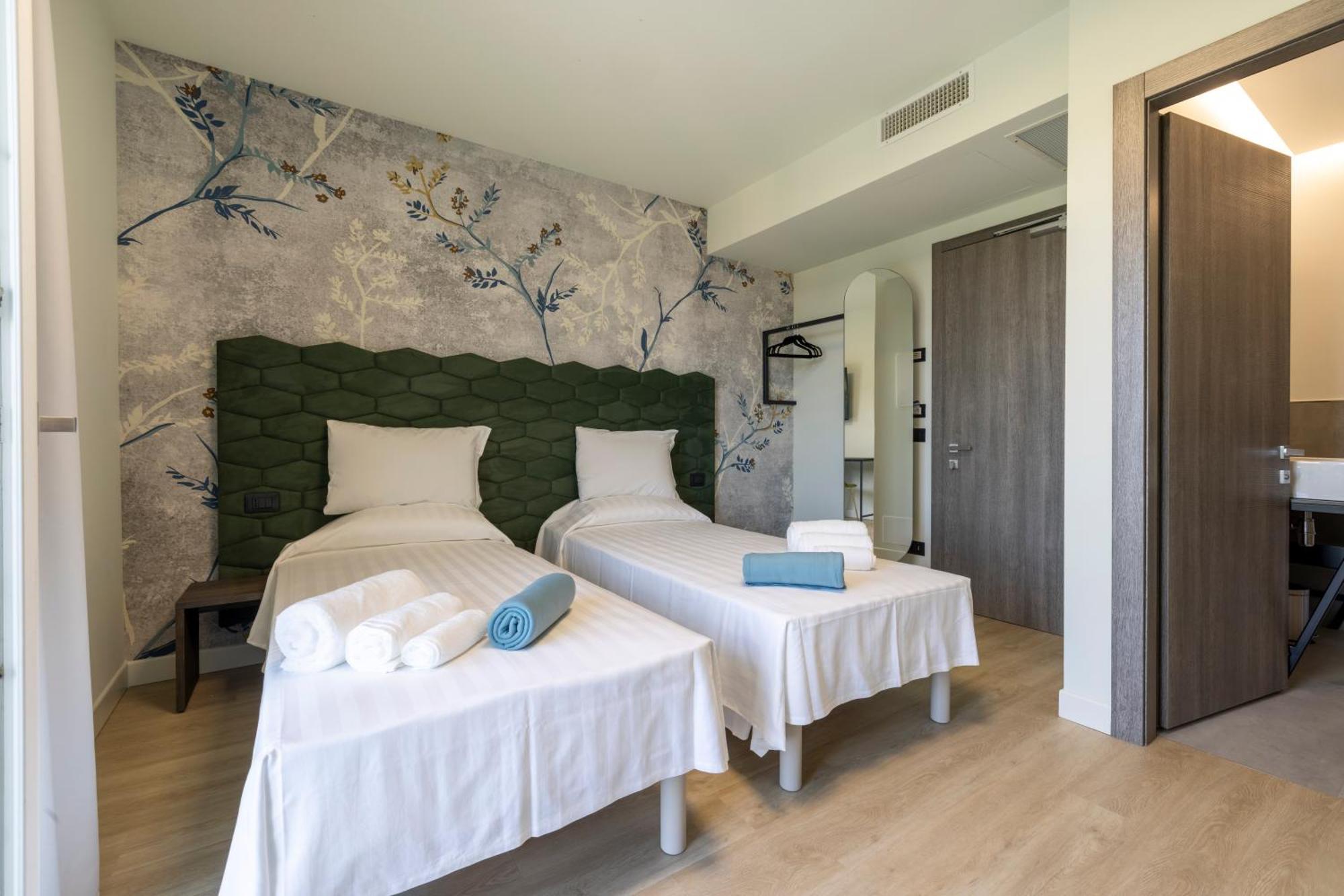 Hotel Vita Сало Экстерьер фото