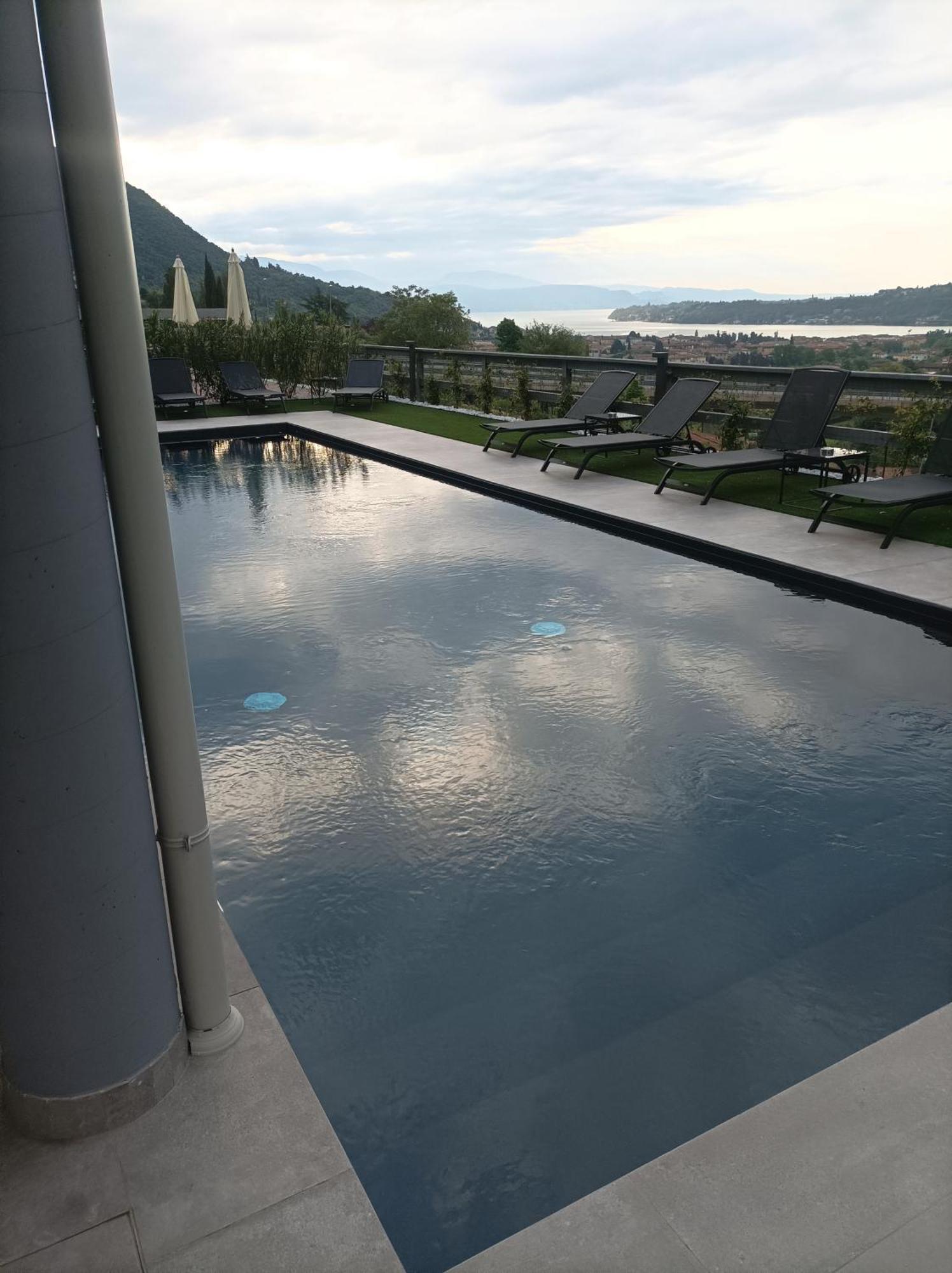 Hotel Vita Сало Экстерьер фото